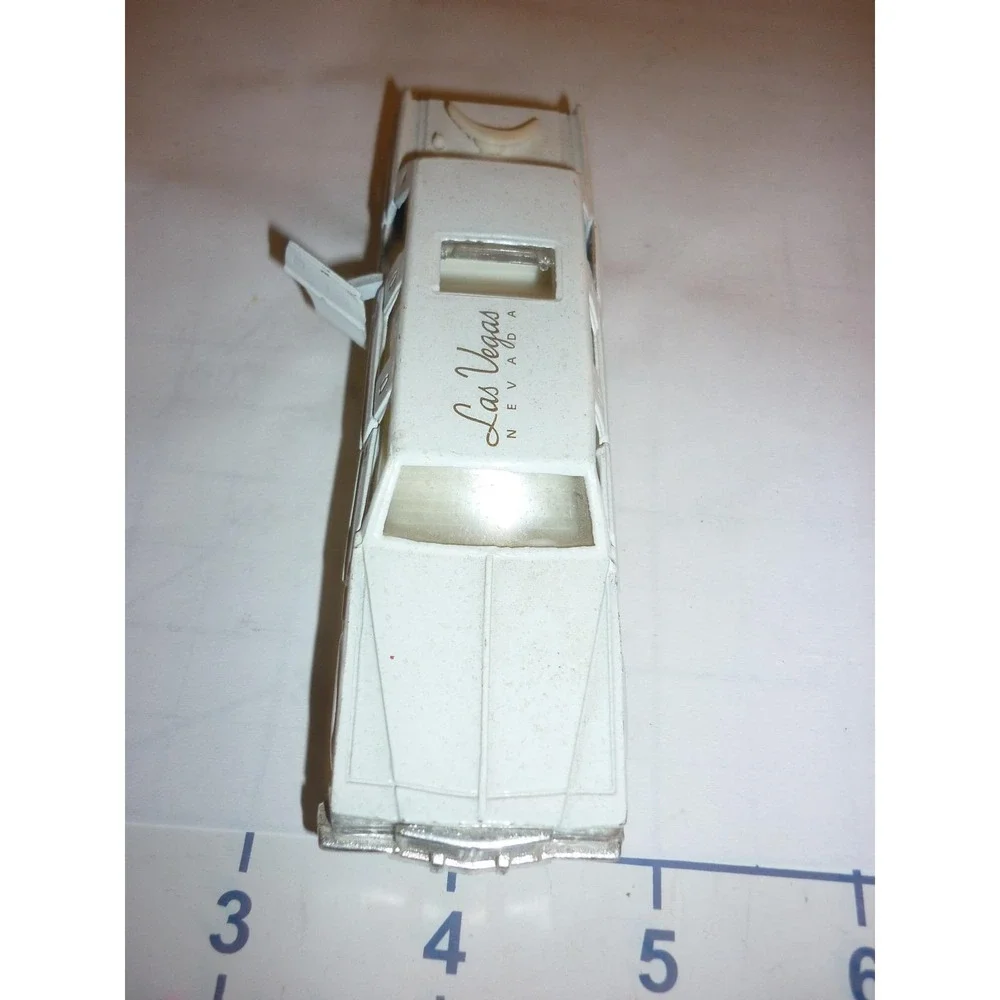 Majorette White Las Vegas Nevada Limousine Toy‎ Car Model Open Doors Sunroof